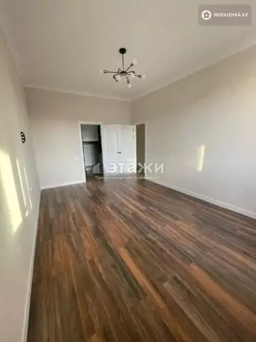 1-комнатная квартира, этаж 9 из 10, 51 м²