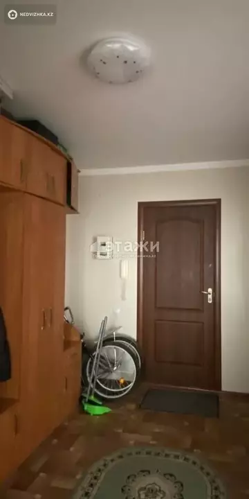 3-комнатная квартира, этаж 9 из 9, 79 м²
