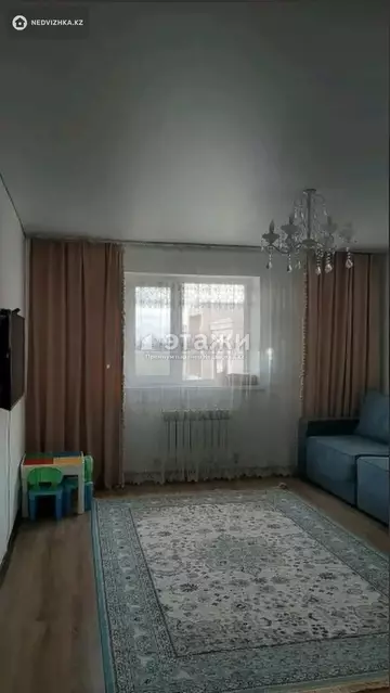 2-комнатная квартира, этаж 13 из 13, 49 м²