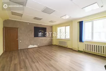 3-комнатная квартира, этаж 3 из 24, 100 м²