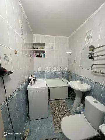 2-комнатная квартира, этаж 3 из 9, 45 м²