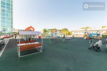 70 м², 2-комнатная квартира, этаж 31 из 42, 70 м², изображение - 0