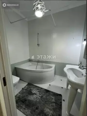 2-комнатная квартира, этаж 7 из 20, 67 м²