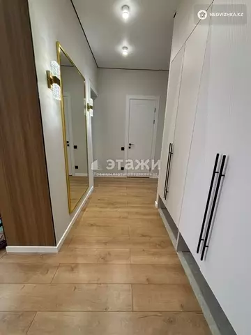 3-комнатная квартира, этаж 9 из 12, 93 м²