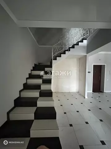 183.6 м², 5-комнатная квартира, этаж 9 из 9, 184 м², изображение - 18