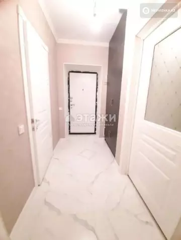 1-комнатная квартира, этаж 9 из 12, 38 м²