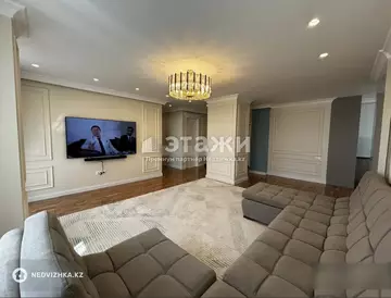 3-комнатная квартира, этаж 10 из 23, 90 м²