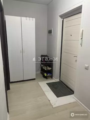 1-комнатная квартира, этаж 4 из 4, 39 м²