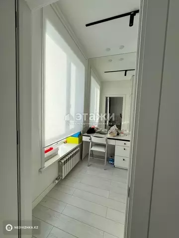 4-комнатная квартира, этаж 5 из 9, 149 м²