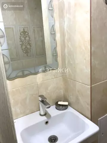3-комнатная квартира, этаж 8 из 10, 137 м²