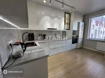 3-комнатная квартира, этаж 8 из 9, 91 м²