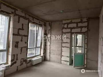 4-комнатная квартира, этаж 6 из 8, 145 м²