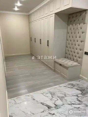 70 м², 2-комнатная квартира, этаж 5 из 10, 70 м², изображение - 3