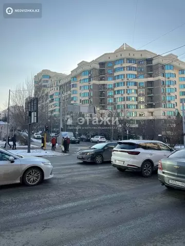 Офисное помещение, этаж 1 из 12, 327 м²