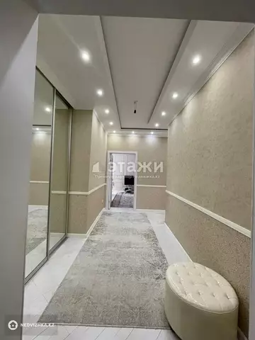 2-комнатная квартира, этаж 7 из 9, 64 м²