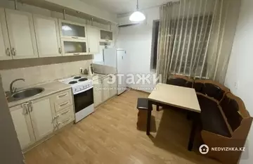 1-комнатная квартира, этаж 8 из 12, 42 м²