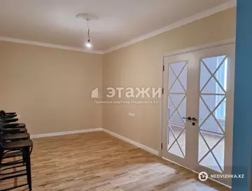 4-комнатная квартира, этаж 3 из 10, 115 м²