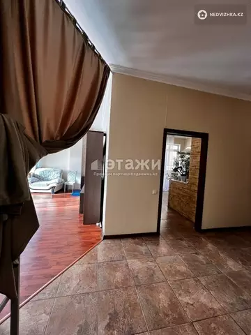 2-комнатная квартира, этаж 2 из 10, 112 м²