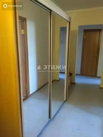 3-комнатная квартира, этаж 9 из 9, 66 м²
