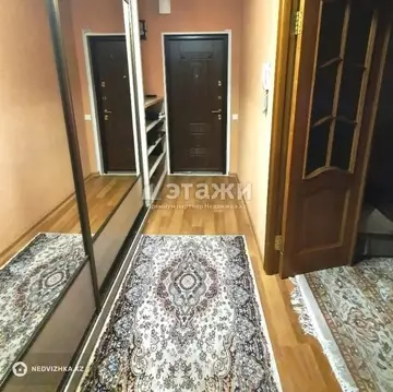 4-комнатная квартира, этаж 4 из 9, 82 м²