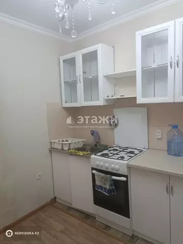 1-комнатная квартира, этаж 4 из 6, 37 м²