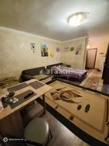 2-комнатная квартира, этаж 7 из 17, 56 м²