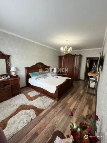 3-комнатная квартира, этаж 6 из 10, 124 м²