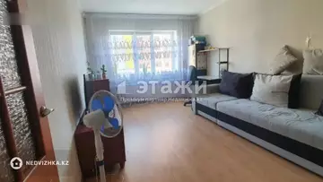 1-комнатная квартира, этаж 4 из 5, 36 м²