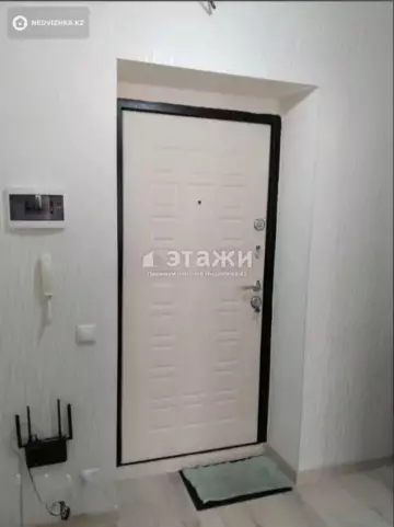 1-комнатная квартира, этаж 1 из 8, 38 м²