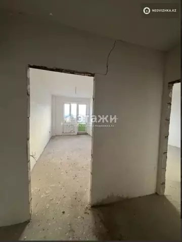 6-комнатная квартира, этаж 16 из 17, 189 м²