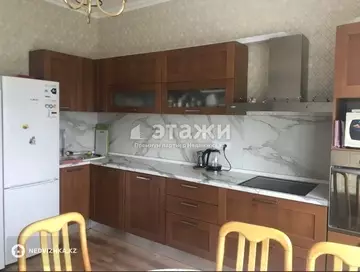 65 м², 2-комнатная квартира, этаж 3 из 9, 65 м², изображение - 1