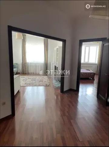 2-комнатная квартира, этаж 4 из 12, 90 м²