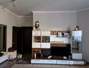 2-комнатная квартира, этаж 2 из 17, 58 м²