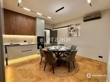 2-комнатная квартира, этаж 9 из 18, 80 м²