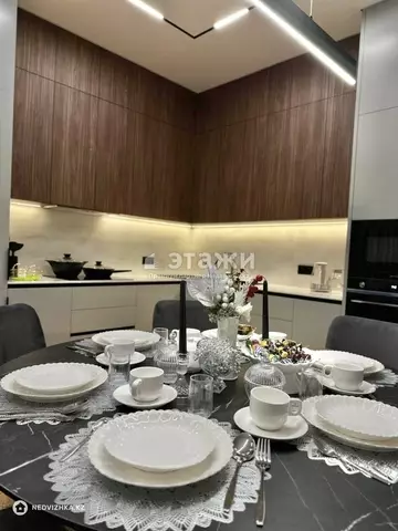 2-комнатная квартира, этаж 9 из 18, 80 м²