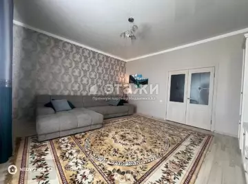 2-комнатная квартира, этаж 4 из 5, 80 м²