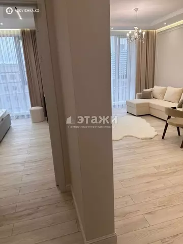 2-комнатная квартира, этаж 7 из 22, 53 м², на длительный срок