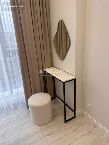 2-комнатная квартира, этаж 7 из 22, 53 м², на длительный срок