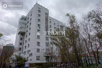 1-комнатная квартира, этаж 8 из 9, 50 м²