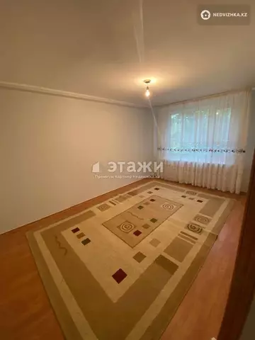 2-комнатная квартира, этаж 3 из 5, 47 м²