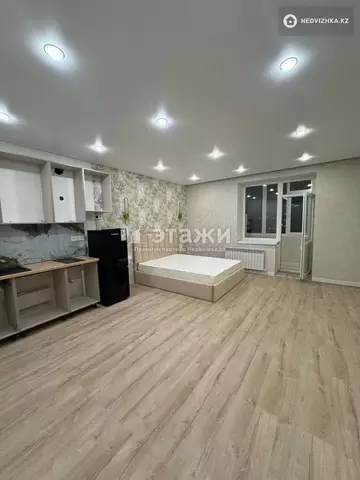 1-комнатная квартира, этаж 10 из 12, 32 м²