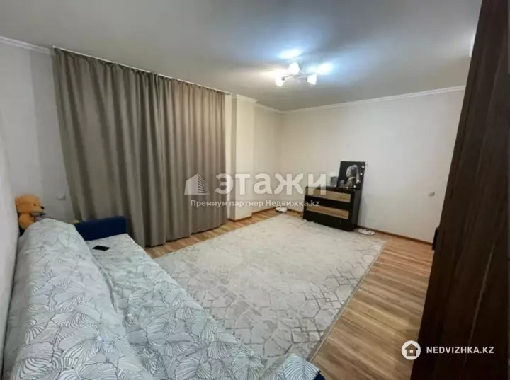 55.3 м², 1-комнатная квартира, этаж 8 из 10, 55 м², изображение - 1