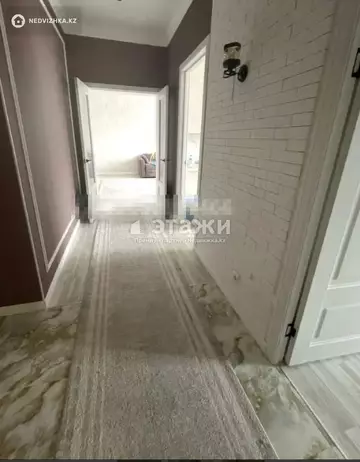 2-комнатная квартира, этаж 9 из 10, 67 м²