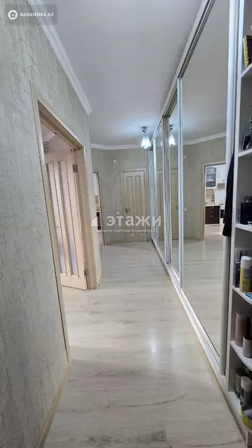 1-комнатная квартира, этаж 4 из 9, 52 м²