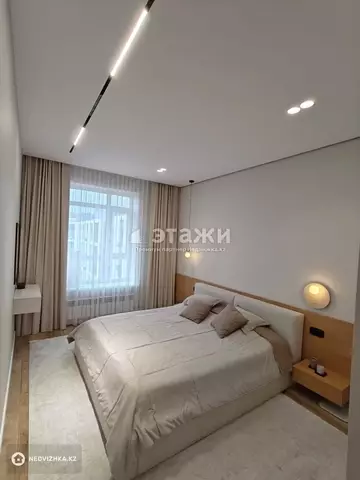 3-комнатная квартира, этаж 9 из 9, 90 м²