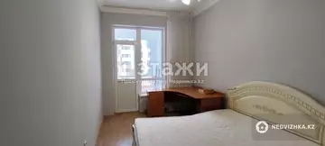 3-комнатная квартира, этаж 4 из 8, 83 м²