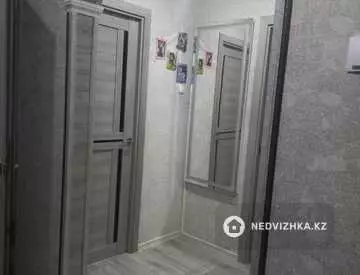 5-комнатная квартира, этаж 4 из 5, 78 м²