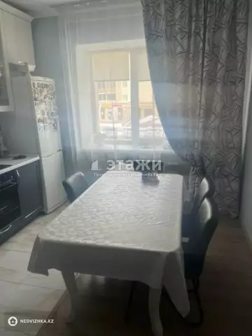 2-комнатная квартира, этаж 2 из 10, 72 м²