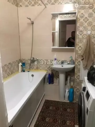 2-комнатная квартира, этаж 2 из 10, 72 м²