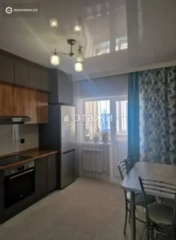 1-комнатная квартира, этаж 8 из 14, 45 м²